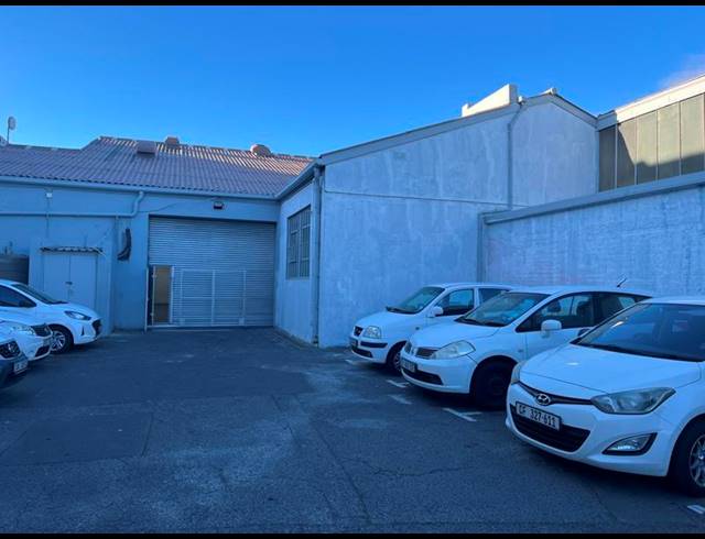 INDUSTRIAL PROPERTY TO RENT IN PAARDEN ISLAND